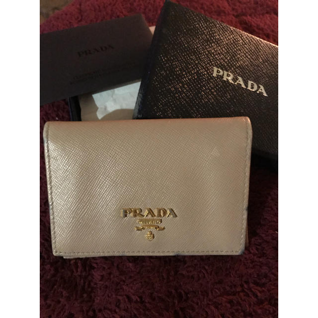 PRADA(プラダ)のプラダ カードケース ピンクベージュ レディースのファッション小物(名刺入れ/定期入れ)の商品写真