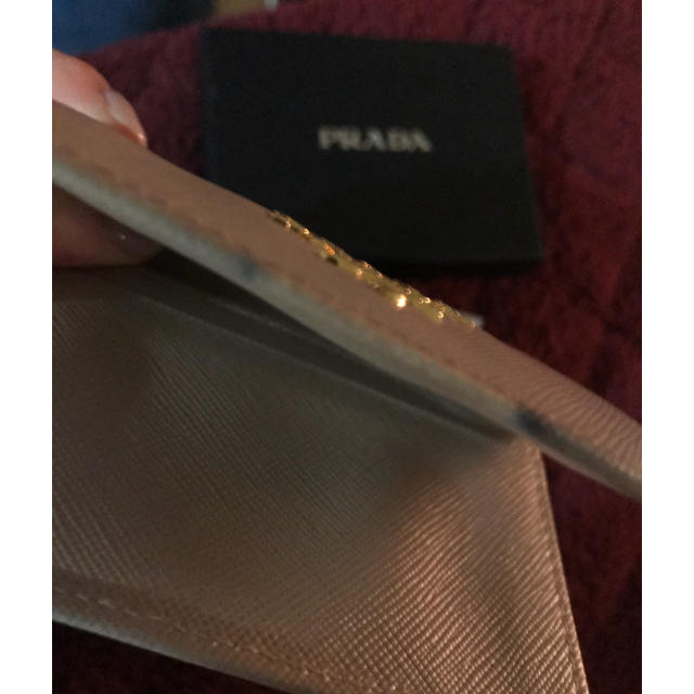 PRADA(プラダ)のプラダ カードケース ピンクベージュ レディースのファッション小物(名刺入れ/定期入れ)の商品写真