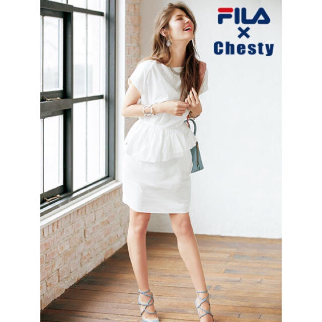 新品タグ付き♡Chesty ペプラムフリルワンピース