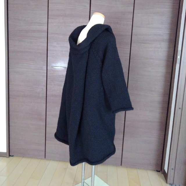 Yohji Yamamoto(ヨウジヤマモト)のヨウジヤマモト　中古　ニットコート　 レディースのジャケット/アウター(その他)の商品写真