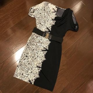 ビーシービージーマックスアズリア(BCBGMAXAZRIA)のBCBG MAXAZRIA ワンピース(ミニワンピース)