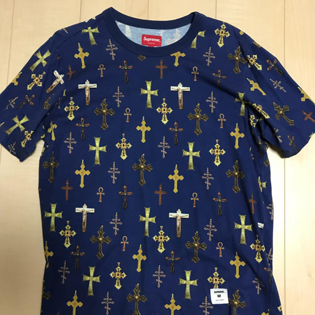 Supreme(シュプリーム)のSupreme クロス Tシャツ Mサイズ メンズのトップス(Tシャツ/カットソー(半袖/袖なし))の商品写真