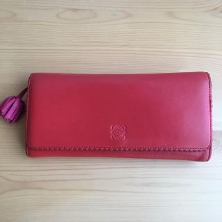 ロエベ(LOEWE)の中古 LOEWE長財布 ピンク(財布)