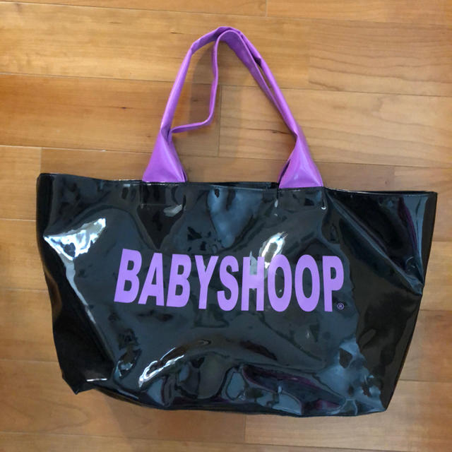 baby shoop(ベイビーシュープ)のBABYSHOOP エナメルバック レディースのバッグ(トートバッグ)の商品写真