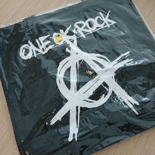 ワンオクロック(ONE OK ROCK)のONE OK ROCK  トートバッグ(BLACK)(ミュージシャン)