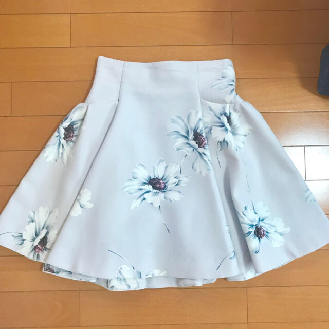 SNIDEL(スナイデル)のsnidel♡花柄スカート レディースのスカート(ミニスカート)の商品写真