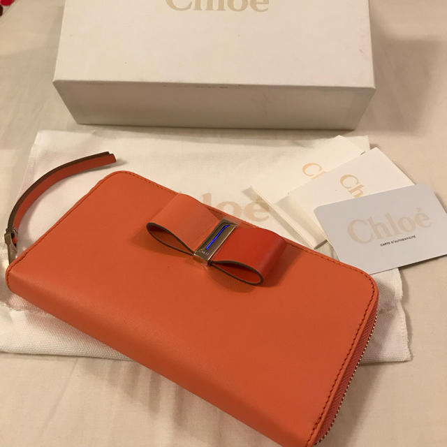 Chloe(クロエ)のクロエ 新品未使用 ラウンドジップ 財布 レディースのファッション小物(財布)の商品写真