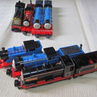 バンダイ(BANDAI)のトーマスエンジンコレクション♪7台(電車のおもちゃ/車)