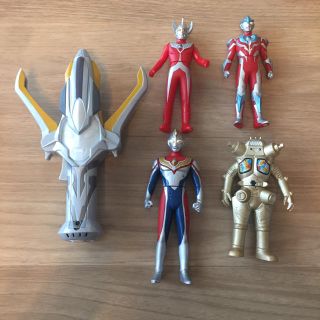 ウルトラマン DXギンガスパーク&フィギュア セット(特撮)