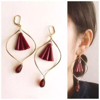 再販✴︎ワイン色のアンティーク風ピアス(ピアス)