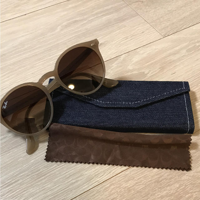 Ray-Ban(レイバン)のレイバン サングラス レディースのファッション小物(サングラス/メガネ)の商品写真