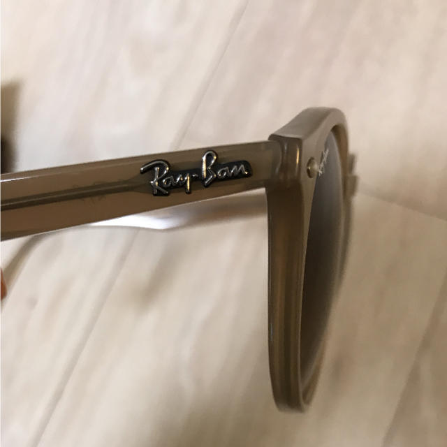 Ray-Ban(レイバン)のレイバン サングラス レディースのファッション小物(サングラス/メガネ)の商品写真