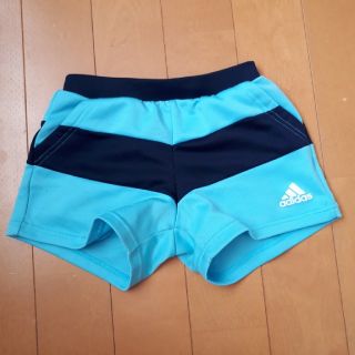 アディダス(adidas)の130㎝アディダス短パン　(パンツ/スパッツ)