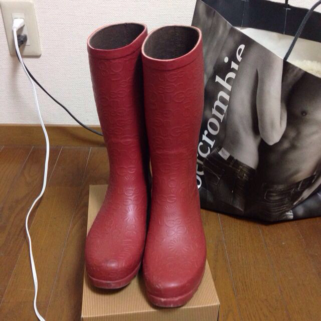 TOMMY HILFIGER(トミーヒルフィガー)のTOMMY 上着 と UGG  レディースのジャケット/アウター(ダウンジャケット)の商品写真