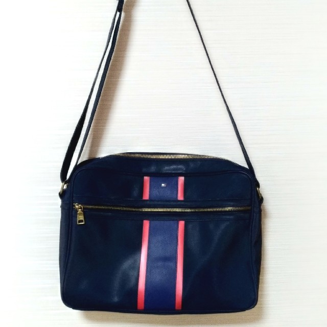 TOMMY HILFIGER(トミーヒルフィガー)の【値下げ‼】TOMMY HILFIGER ショルダーバッグ メンズのバッグ(ショルダーバッグ)の商品写真