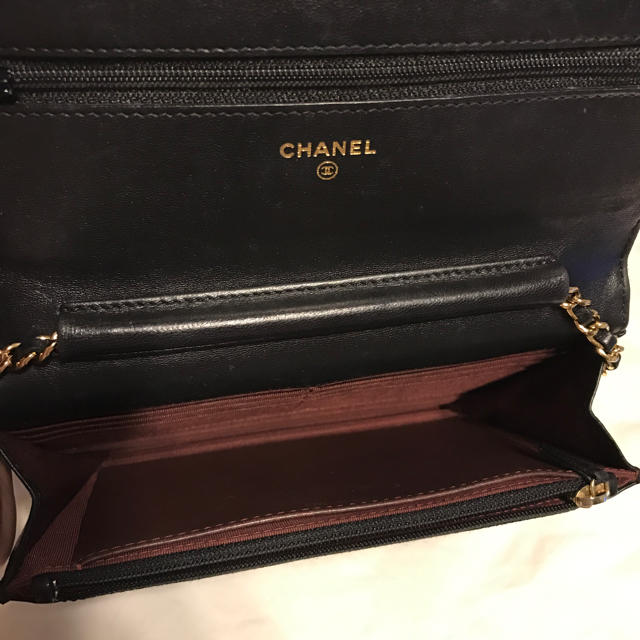 CHANEL(シャネル)のCHANELシャネルチェーンウォレットマトラッセラムスキン レディースのバッグ(ショルダーバッグ)の商品写真