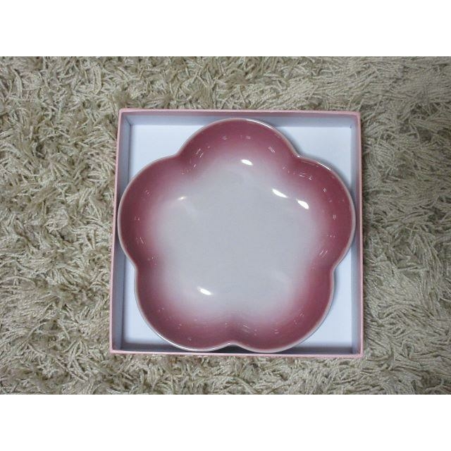 新品・未使用 LE CREUSET フラワーディッシュ M ピンクブロッサム