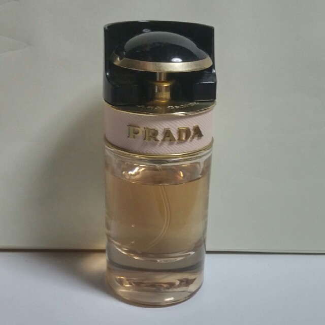 PRADA(プラダ)のPRADA CANDY 50mL コスメ/美容の香水(香水(女性用))の商品写真