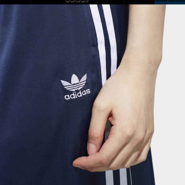 adidas(アディダス)の★新品★アディダス★オリジナルス★ロングスカート★S レディースのスカート(ロングスカート)の商品写真