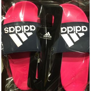 アディダス(adidas)の土日限定値下げ‼️adidas シャワーサンダル  (サンダル)