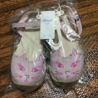 ベビーギャップ(babyGAP)の新品未使用 babygap 猫 サンダル 16センチ(サンダル)