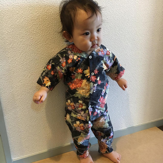 ★子供用★90サイズ★デニム紅葉 キッズ/ベビー/マタニティのキッズ服男の子用(90cm~)(甚平/浴衣)の商品写真