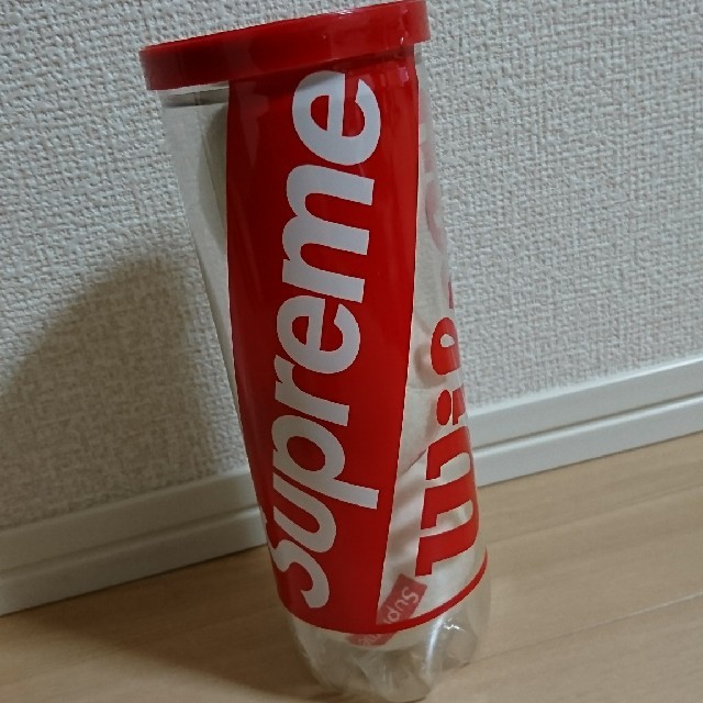 Supreme(シュプリーム)のsupreme tennis スポーツ/アウトドアのテニス(ボール)の商品写真