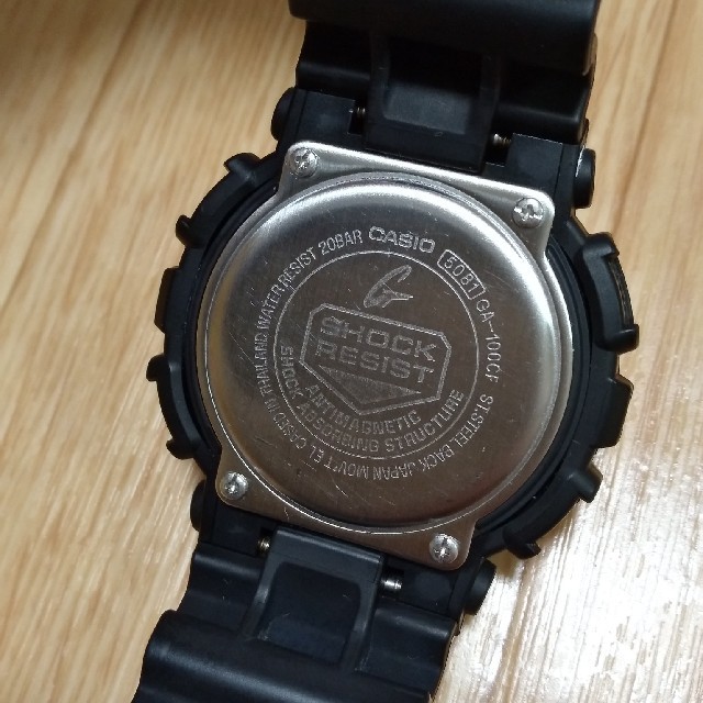 G-SHOCK(ジーショック)のGA-100CF　G-shock　カモフラージュ　グレー迷彩　アーミーCASIO メンズの時計(腕時計(デジタル))の商品写真