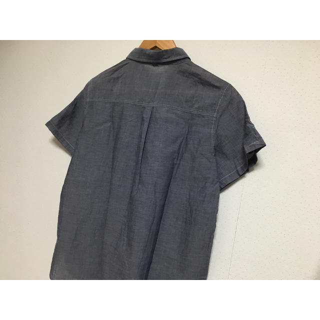 GU(ジーユー)の【状良】綿 シャツ ネイビー 半袖 レディースのトップス(シャツ/ブラウス(半袖/袖なし))の商品写真