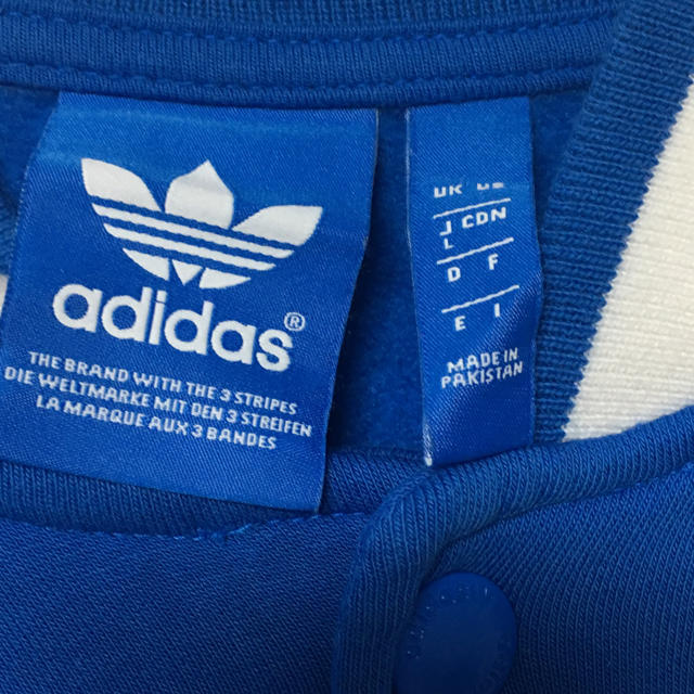 adidas(アディダス)のアディダスオリジナルス スタジャン メンズのジャケット/アウター(スタジャン)の商品写真