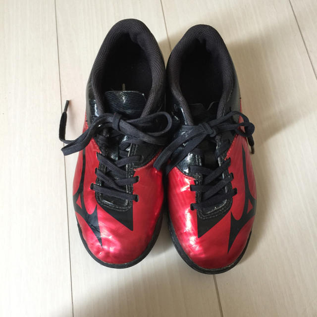 MIZUNO(ミズノ)のミズノサッカーシューズ 20センチ キッズ/ベビー/マタニティのキッズ靴/シューズ(15cm~)(スニーカー)の商品写真