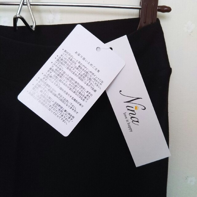 ポンチタイトスカート：M レディースのスカート(ひざ丈スカート)の商品写真
