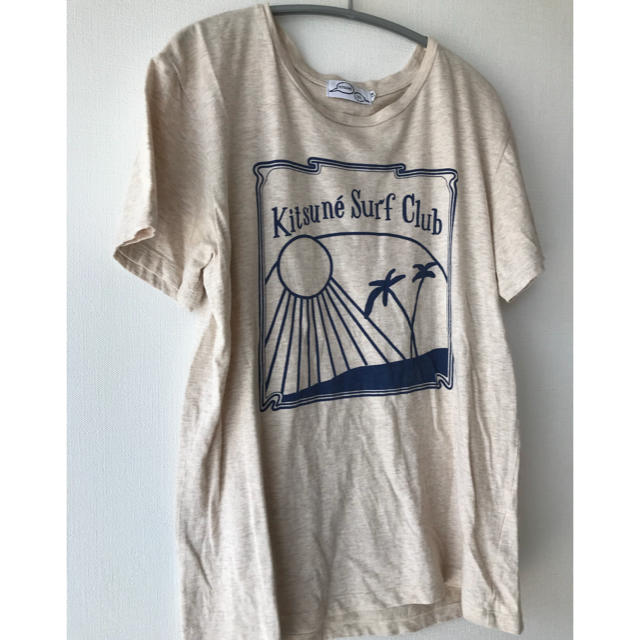 MAISON KITSUNE'(メゾンキツネ)のMAISON KITSUNE メゾンキツネ サーフTシャツ 三尋木奈保 oggi レディースのトップス(Tシャツ(半袖/袖なし))の商品写真