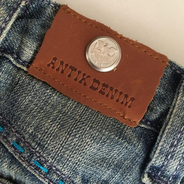 ANTIK DENIM(アンティークデニム)のアンティークデニム  100くらい  キッズ/ベビー/マタニティのキッズ服男の子用(90cm~)(パンツ/スパッツ)の商品写真