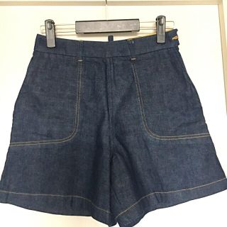 ジェイアンドエムデヴィッドソン(J&M DAVIDSON)のJ&M デビッドソン ショートパンツ(ショートパンツ)