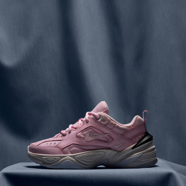  NIKE W M2K TEKNO PINK 26.5cm、25.5cm メンズの靴/シューズ(スニーカー)の商品写真