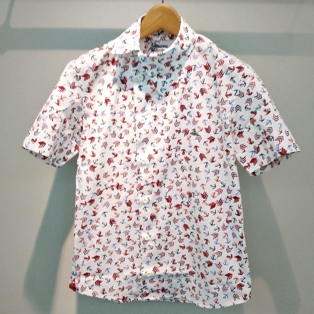 Vivienne Westwood(ヴィヴィアンウエストウッド)のマリン 総柄 半袖 シャツ 変形襟 メンズのトップス(シャツ)の商品写真