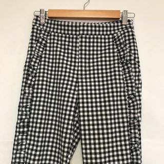 ザラ(ZARA)のzara ギンガムチェック パンツ(スキニーパンツ)