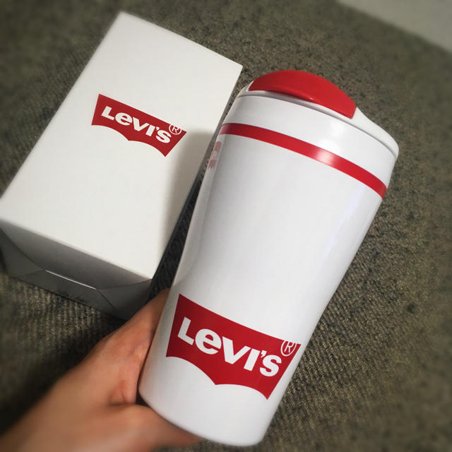 Levi's(リーバイス)のリーバイス❤️タンブラー インテリア/住まい/日用品のキッチン/食器(タンブラー)の商品写真