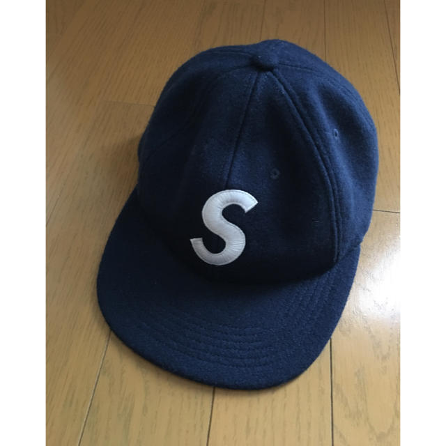 supreme sロゴ ウール キャップ ネイビー | フリマアプリ ラクマ