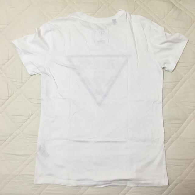 GUESS(ゲス)のGUESS Tシャツ レディースのトップス(Tシャツ(半袖/袖なし))の商品写真