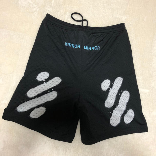 OFF-WHITE - off white ショートパンツ ハーフパンツの通販 by ポメ's