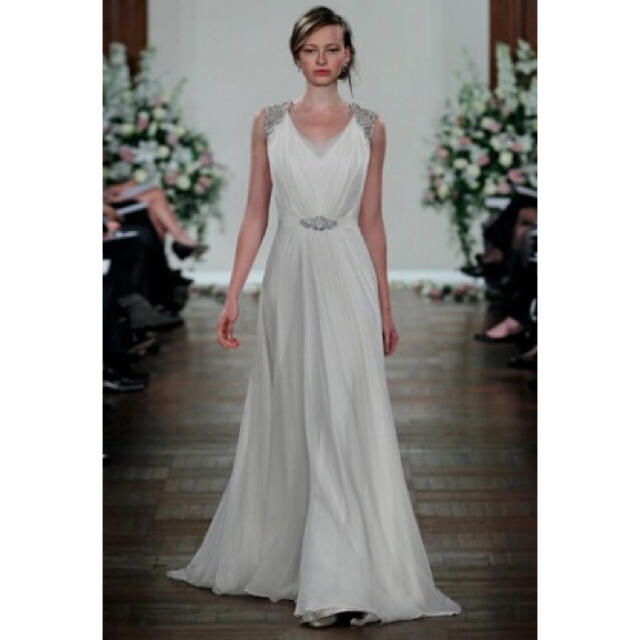 Vera Wang(ヴェラウォン)のまろん様専用 Jenny Packham ivy ウェディングドレス レディースのフォーマル/ドレス(ウェディングドレス)の商品写真