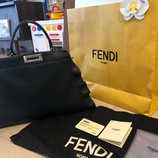 フェンディ(FENDI)のミニオン★様専用 FENDI ピーカブー レギュラー フリル (ハンドバッグ)