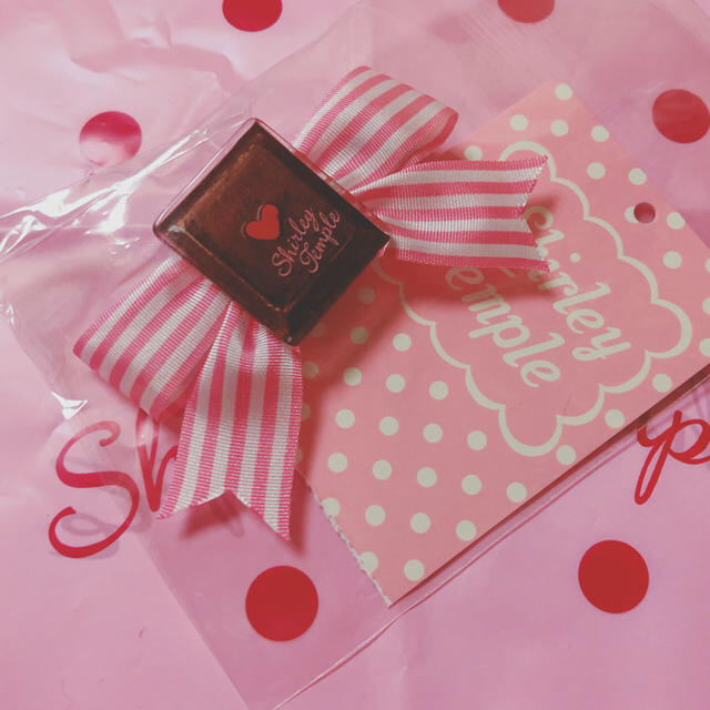 Shirley Temple - シャーリーテンプル☆ チョコレート ストライプリボンクリップ 新品です。の通販 by チェリー🍒｜シャーリーテンプルならラクマ