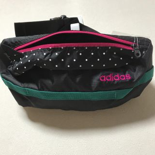 アディダス(adidas)の新品  NEO adidas アディダス  ウエストポーチ  ブラック 4L  (ボディバッグ/ウエストポーチ)