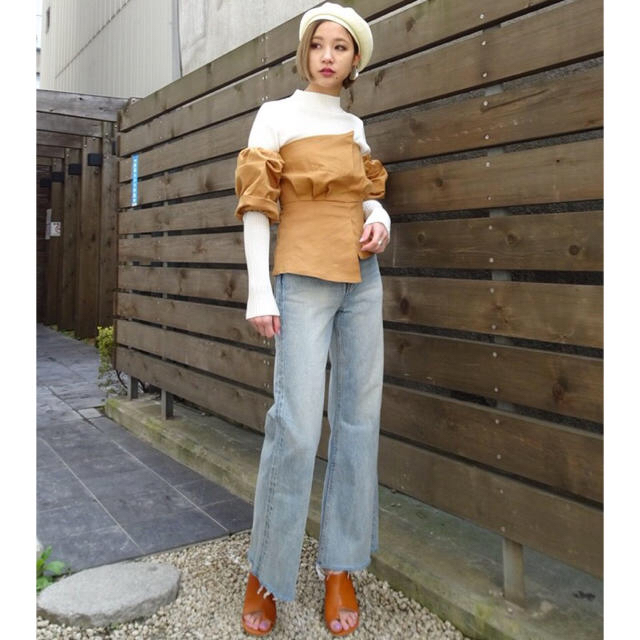 SLY(スライ)の今季♡SLY TUCK PUFF OFF SHOULDER TOPS♡ベアトップ レディースのトップス(ベアトップ/チューブトップ)の商品写真