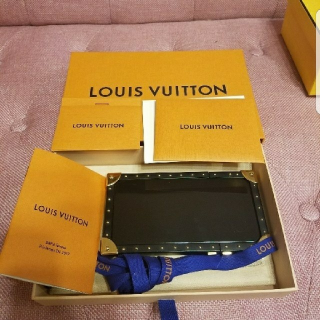 LOUIS VUITTON - 　LOUISVUITTON　iPhoneケースの通販 by tessei.s shop｜ルイヴィトンならラクマ