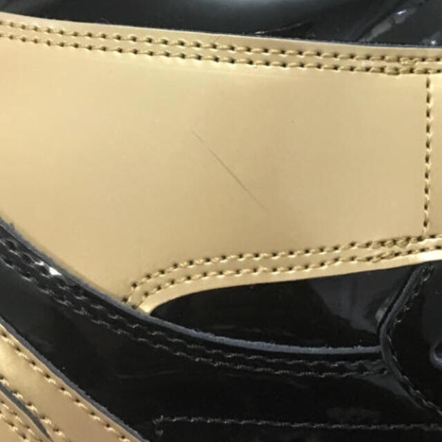 NIKE(ナイキ)の傷有 US11 込 NIKE AIR JORDAN 1 GOLD TOE メンズの靴/シューズ(スニーカー)の商品写真