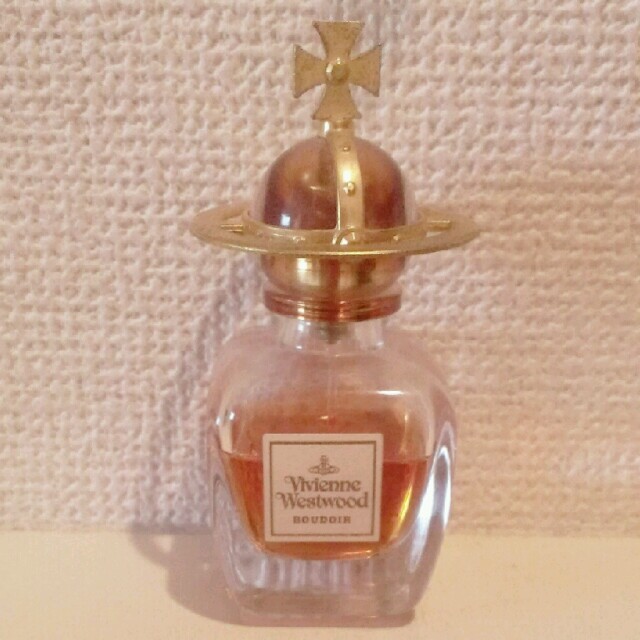 Vivienne Westwood(ヴィヴィアンウエストウッド)のブドワール ♡ フリル最安値 コスメ/美容の香水(香水(女性用))の商品写真